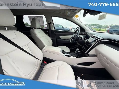 Certified 2024 Hyundai Tucson SEL w/ Convenience Package FWD image 27