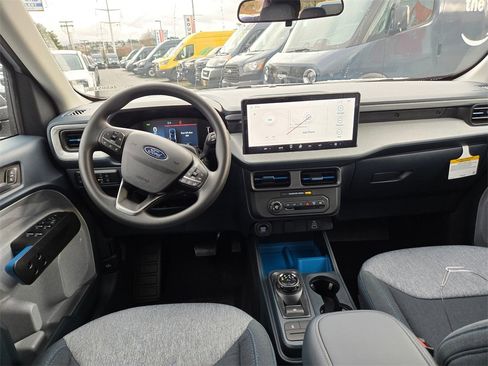 New 2026 Ford Maverick XLT image 10