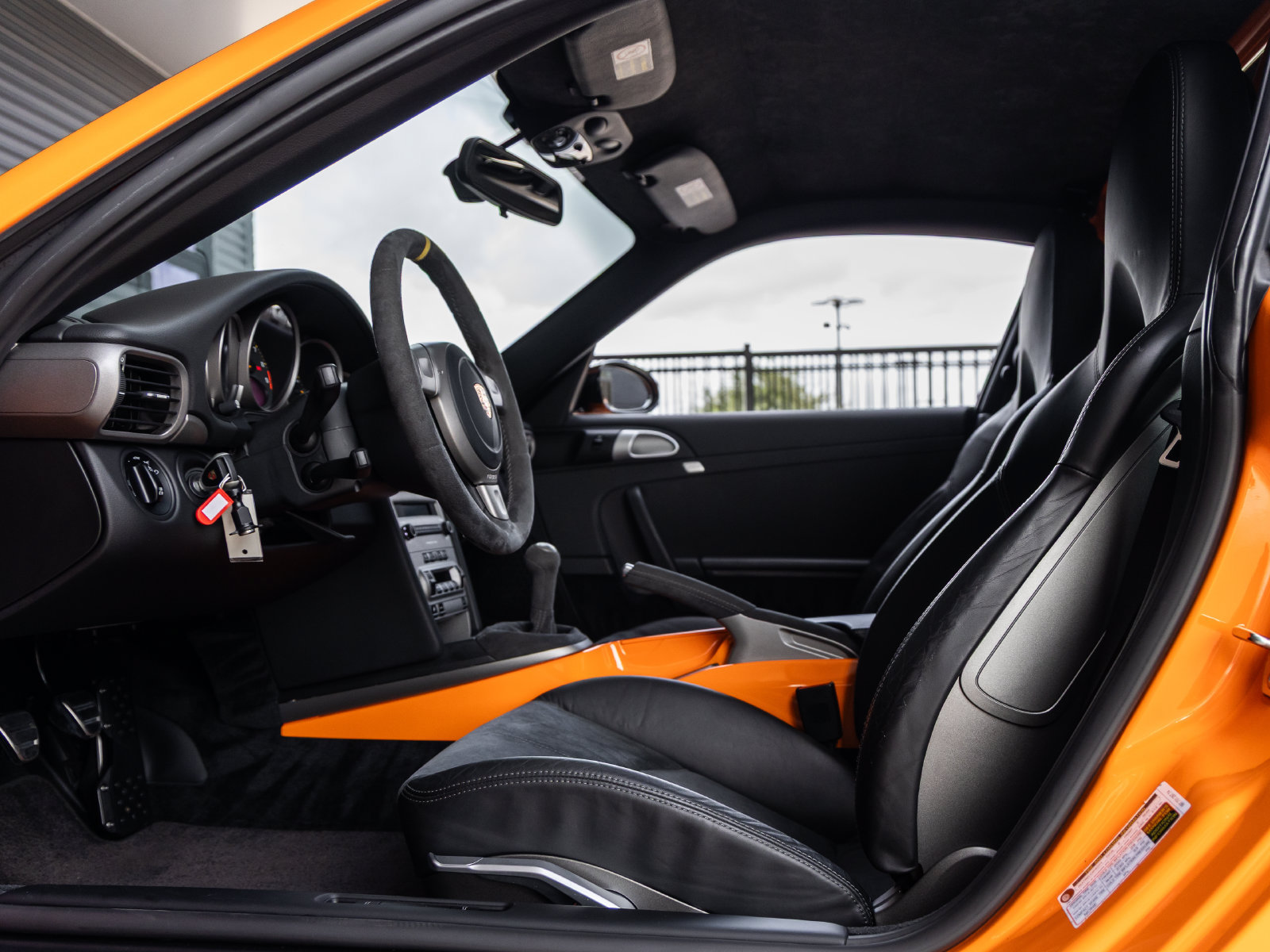 Used 2007 Porsche 911 GT3 RS RWD image 40