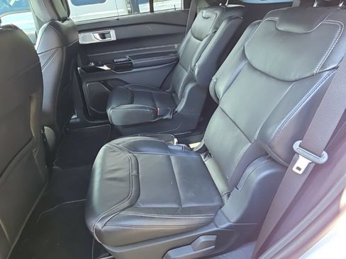 Used 2021 Ford Explorer ST w/ Equipment Group 401A AWD/4WD image 5