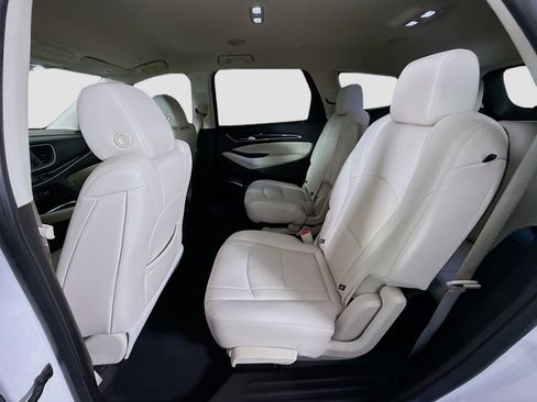 Used 2023 Buick Enclave Essence FWD image 25