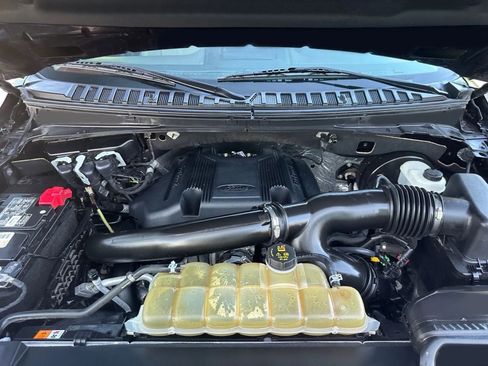 Used 2020 Ford Expedition Limited image 22