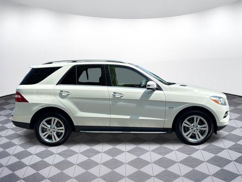 Used 2012 Mercedes-Benz ML 350 BlueTEC 4MATIC image 6
