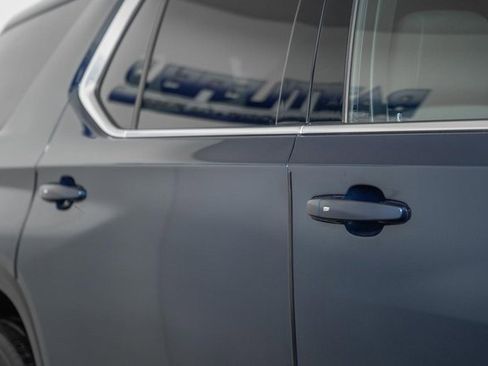Used 2023 Chevrolet Traverse LT w/ LPO, Floor Liner Package image 19