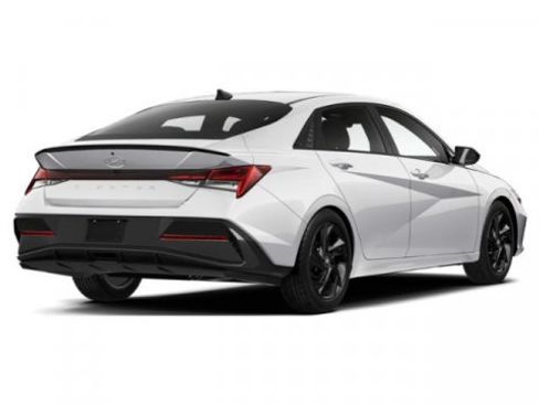 New 2026 Hyundai Elantra SEL Sport FWD image 2