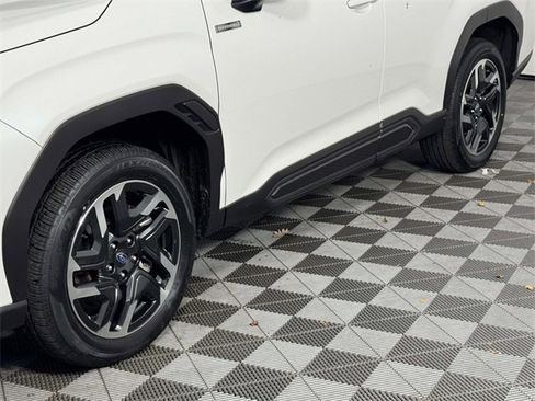 Used 2025 Subaru Forester Limited image 13