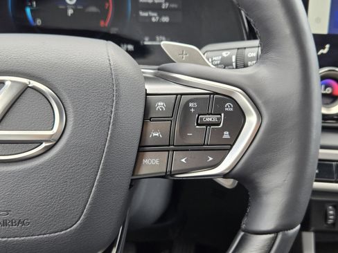 Used 2025 Lexus RX 350 Premium w/ Accessory Package (Z1) FWD image 25