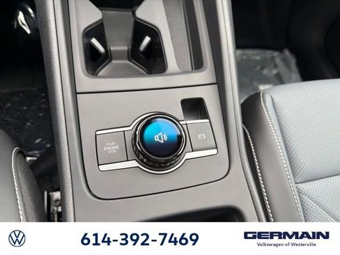 New 2026 Volkswagen Tiguan SE R-Line image 25