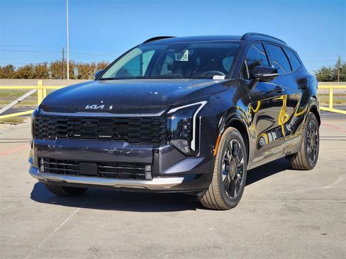 New 2026 Kia Sportage SX image 2