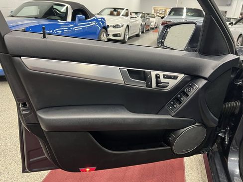 Used 2014 Mercedes-Benz C 300 4MATIC Sedan image 17
