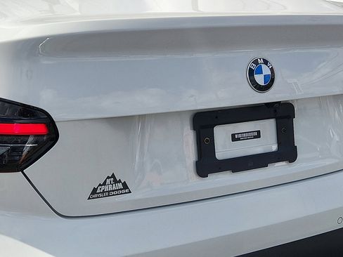 Used 2022 BMW 230i Coupe image 15