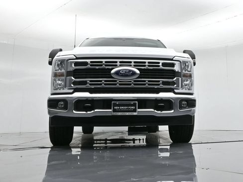 New 2026 Ford F350 XLT RWD image 45