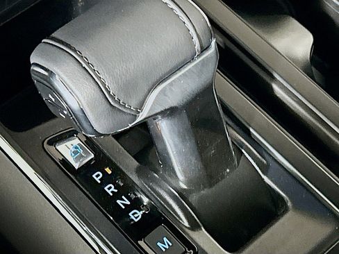 New 2025 Ford F150 Lariat w/ Equipment Group 502A High image 18