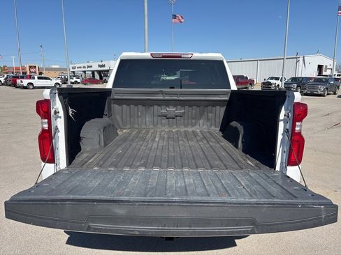 Used 2022 Chevrolet Silverado 1500 Custom image 5