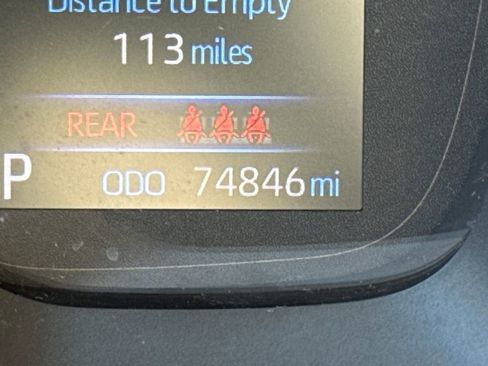 Used 2022 Toyota Corolla LE image 20