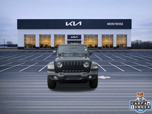 Used 2021 Jeep Wrangler Unlimited Sport AWD/4WD image 2