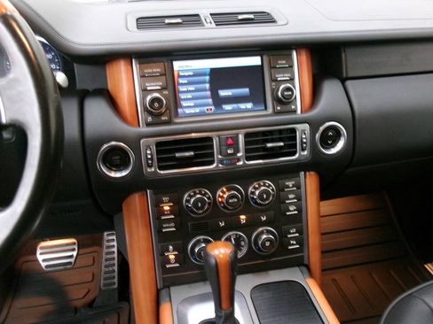 Used 2012 Land Rover Range Rover Supercharged w/ Silver Pack AWD/4WD image 36