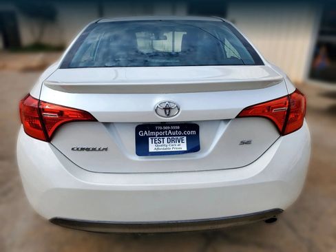Used 2017 Toyota Corolla SE FWD image 7