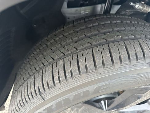 New 2025 Jeep Grand Cherokee Altitude image 31