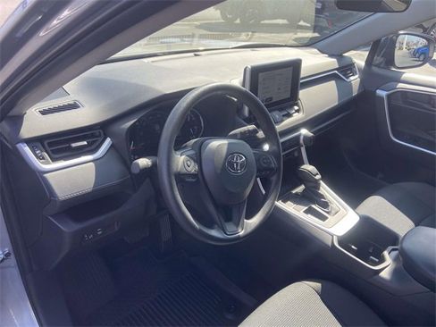 Used 2025 Toyota RAV4 LE image 10