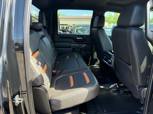 Used 2022 GMC Sierra 2500 AT4 AWD/4WD image 31