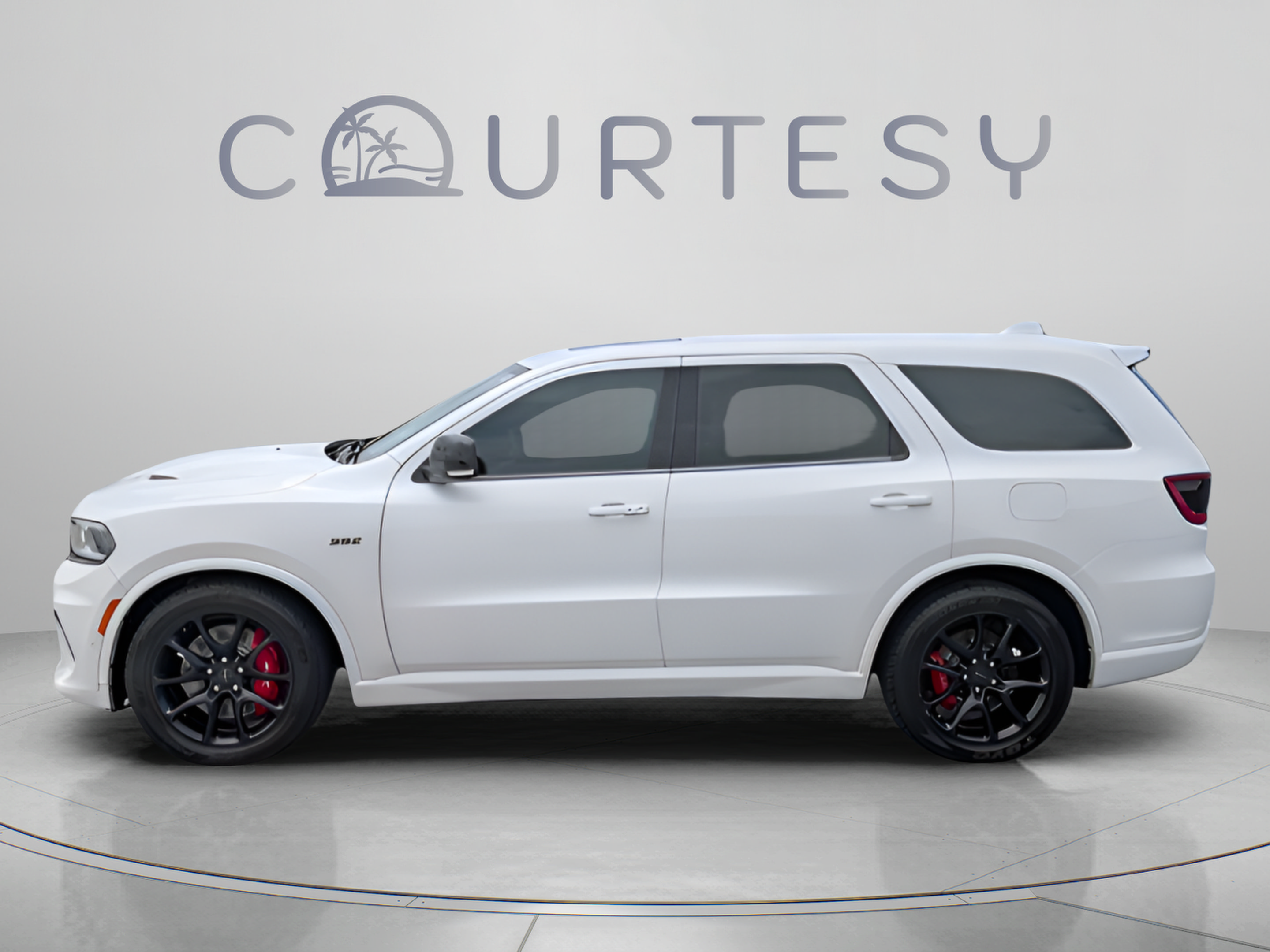 Used 2021 Dodge Durango SRT w/ Technology Group AWD/4WD image 2