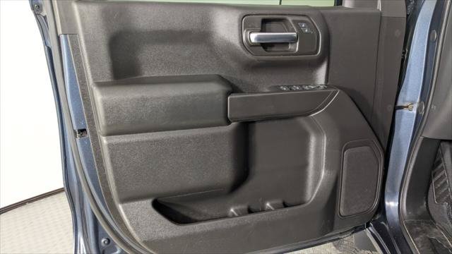 Used 2020 Chevrolet Silverado 1500 Custom Trail Boss w/ Custom Convenience Package AWD/4WD image 12