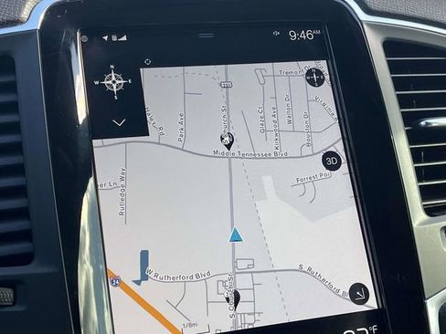 Used 2021 Volvo XC90 T6 Momentum image 31