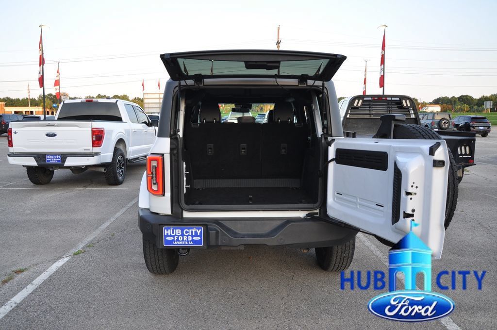 Used 2024 Ford Bronco Outer Banks AWD/4WD image 22