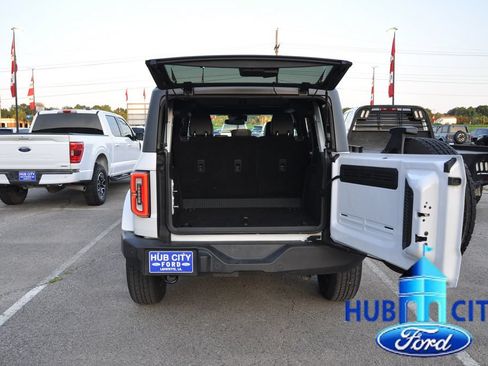 Used 2024 Ford Bronco Outer Banks AWD/4WD image 22