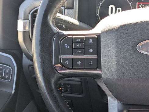 Certified 2022 Ford F150 Platinum w/ Equipment Group 701A High image 20