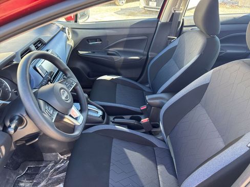 Used 2025 Nissan Versa SV image 24