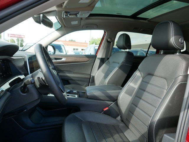 Certified 2025 Volkswagen Atlas SEL AWD/4WD image 15