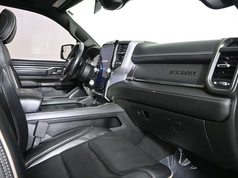 Used 2019 RAM 1500 Limited AWD/4WD image 16