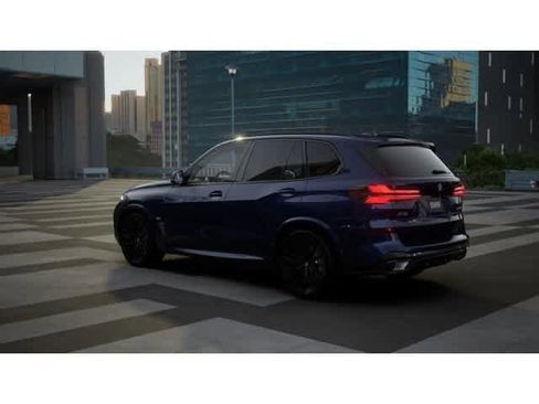New 2026 BMW X5 sDrive40i image 2