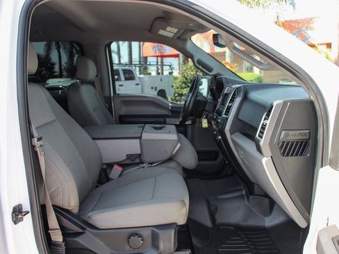 Used 2016 Ford F150 XLT w/ Equipment Group 301A Mid image 35