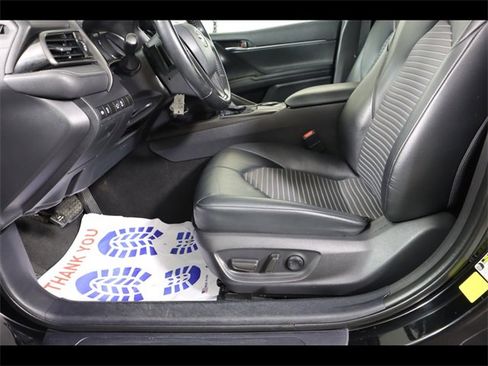 Used 2021 Toyota Camry SE image 20