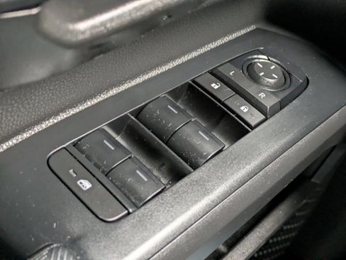 Used 2024 Toyota Tacoma SR5 image 22