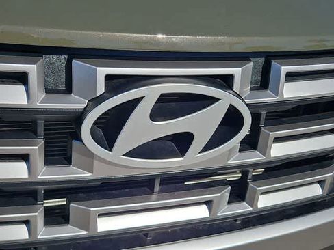 Certified 2025 Hyundai Santa Cruz SEL image 11