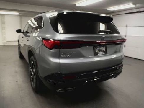 Certified 2026 Buick Enclave Sport Touring FWD image 7