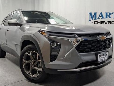 New 2026 Chevrolet Trax LT w/ Sunroof Package image 1