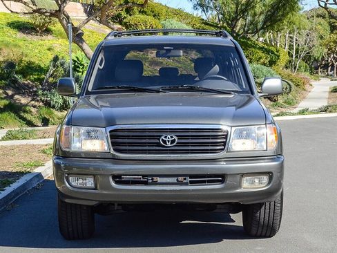 Used 1999 Toyota Land Cruiser image 2