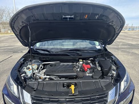 Used 2023 Nissan Rogue SL image 38