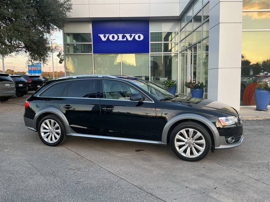 Used 2016 Audi A4 Premium Plus w/ Technology Package AWD/4WD image 2