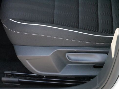 Certified 2024 Volkswagen Jetta Sport image 20