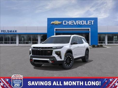 New 2026 Chevrolet Traverse Z71 w/ Driver Confidence Package AWD/4WD image 8