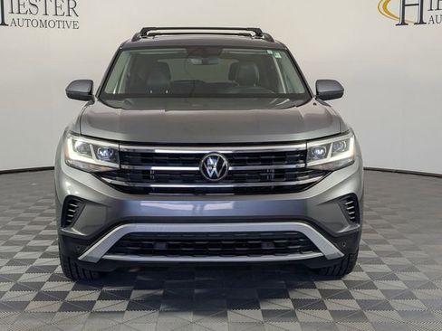 Used 2023 Volkswagen Atlas SE AWD/4WD image 3