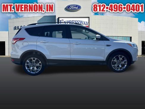 Used 2016 Ford Escape SE w/ Equipment Group 201A AWD/4WD image 4