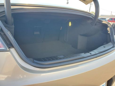 Used 2017 Lincoln MKZ Reserve FWD image 31
