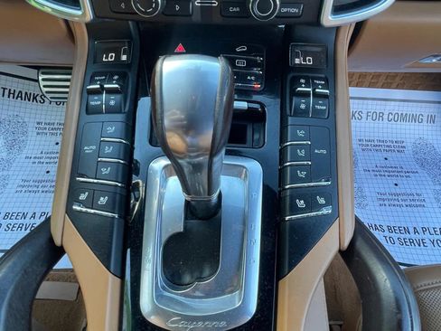 Used 2014 Porsche Cayenne S AWD/4WD image 22